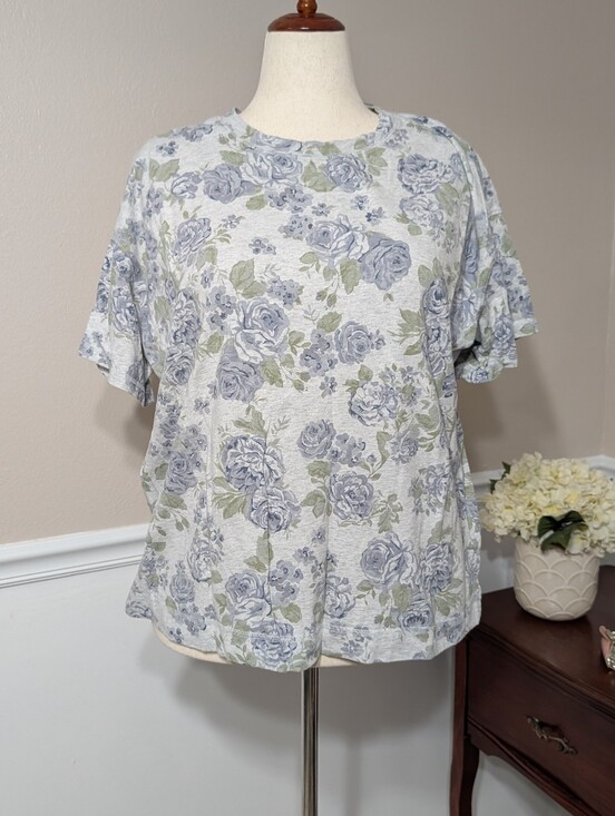 Old Navy Tops - Old Navy Oversized Boxy Tee, Size XL